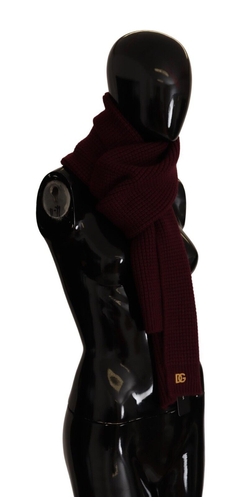 Elegant Cashmere Knit Scarf in Dark Red