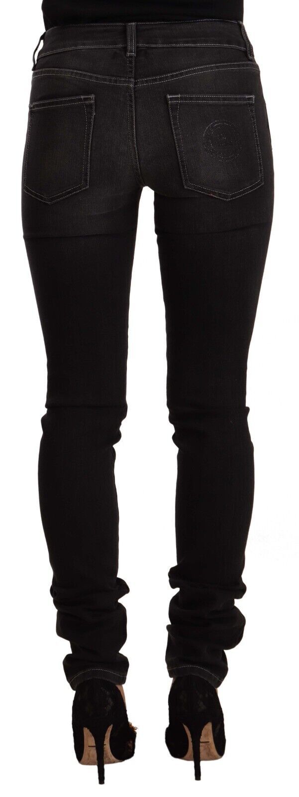 Chic Slim-Fit Black Washed Jeans