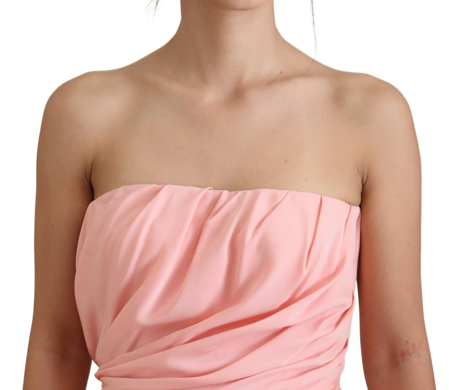 Elegant Pink Strapless Midi Silhouette