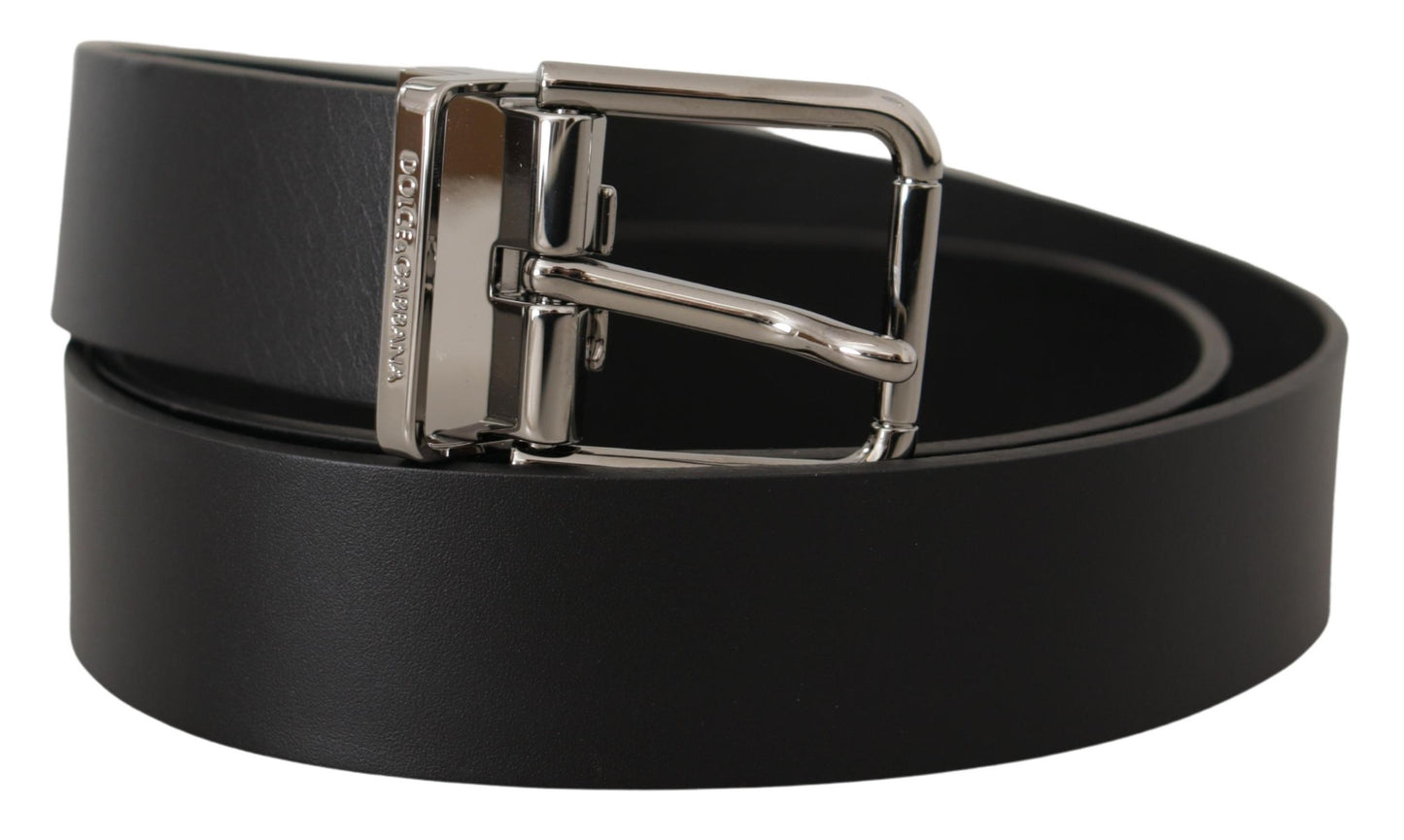 Elegant Black Leather Belt with Metal Buckle