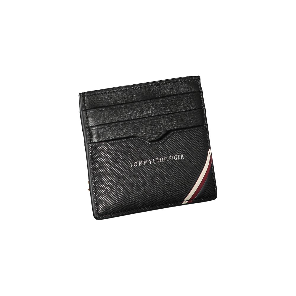 Sleek Leather Card Holder with Contrast Details