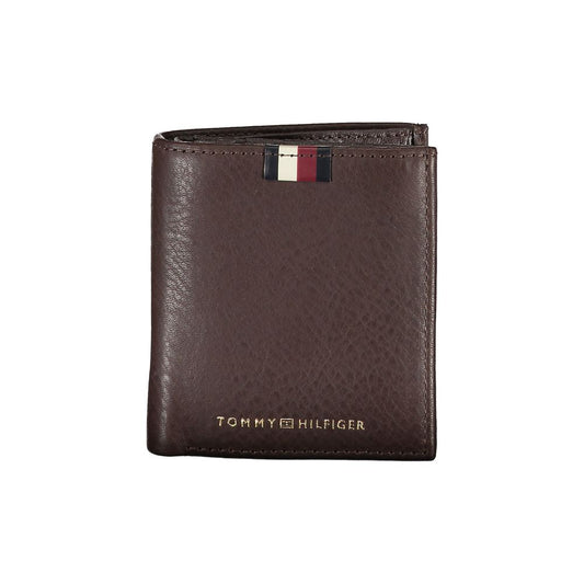 Elegant Brown Leather Bi-Fold Wallet