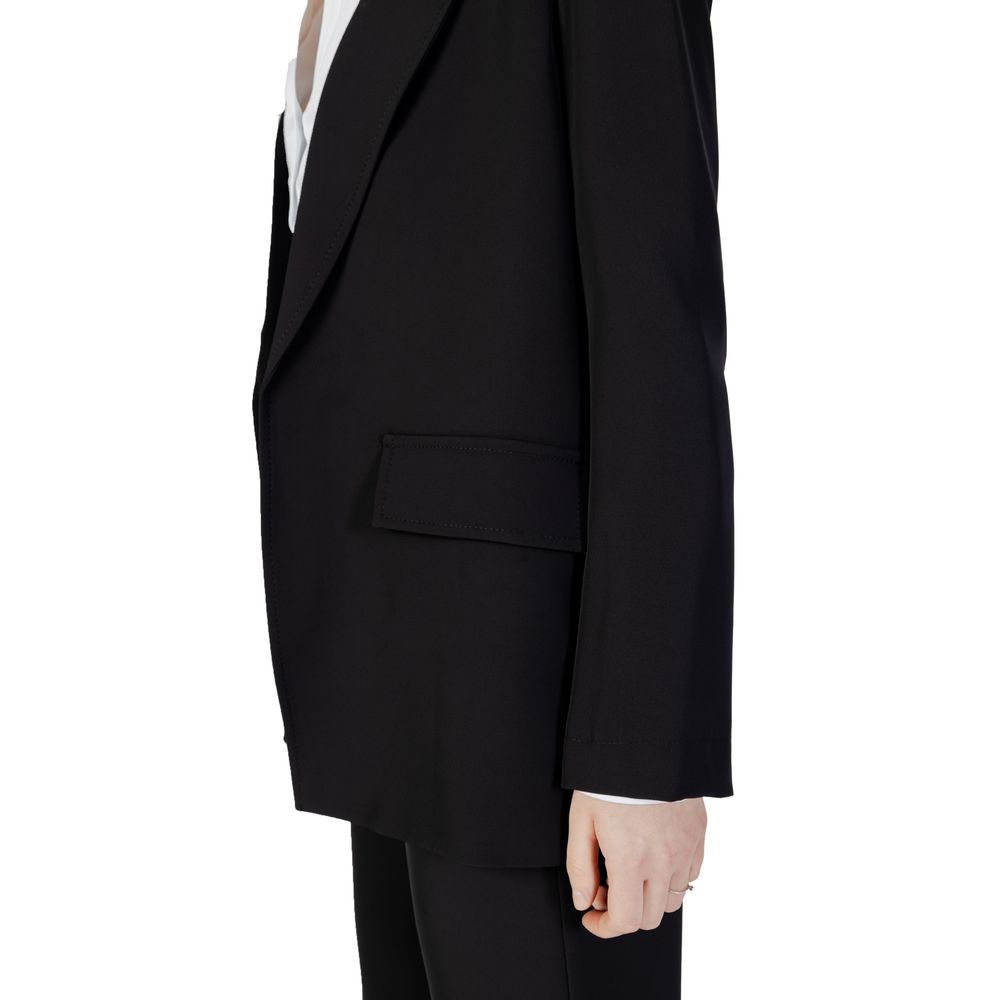 Black Polyester Suits & Blazer